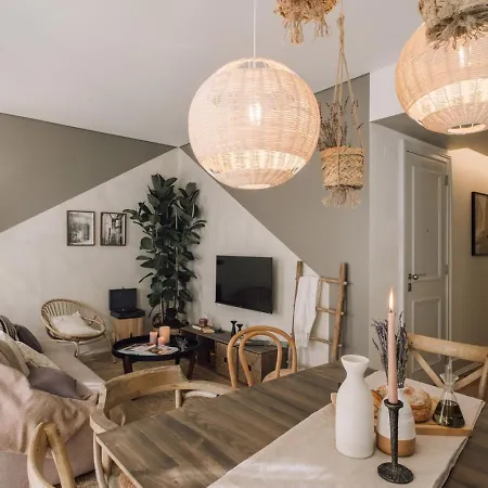 Bailen - 3 Bedrooms And Terrace In Arroios * ליסבון